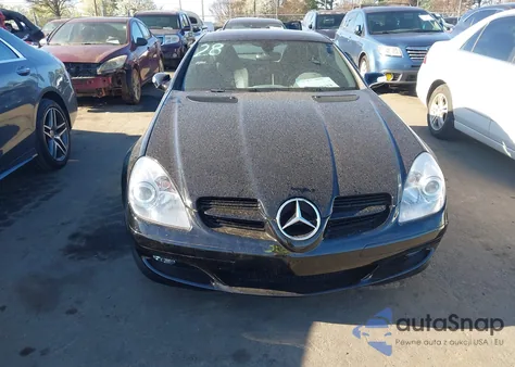 2005 Mercedes-Benz Slk 350 from USA, damaged, VIN WDBWK56F35F045420